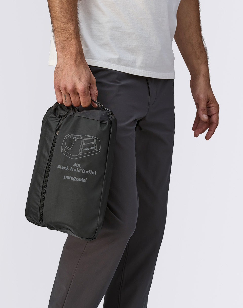 Black Hole Duffel 40L