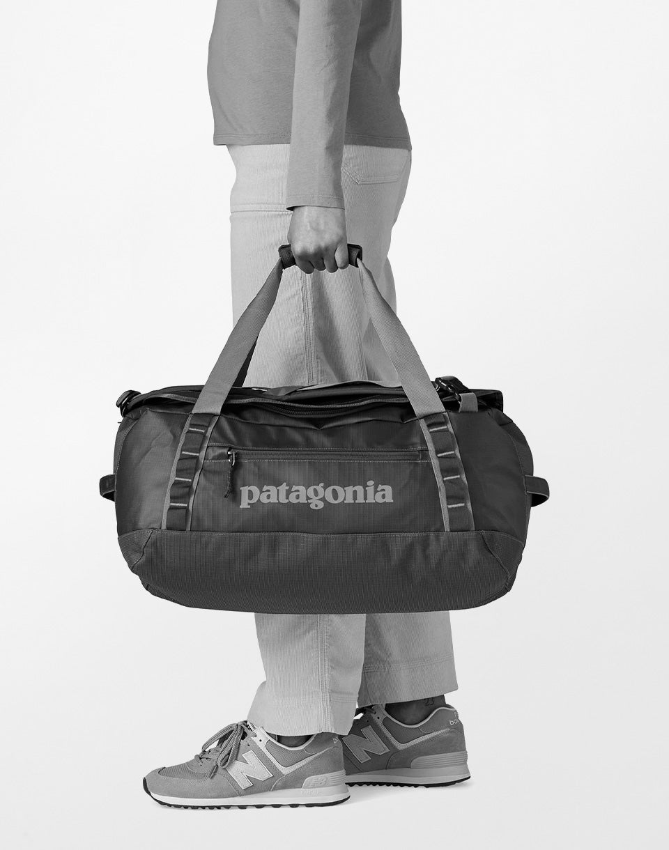 Black Hole Duffel 40L