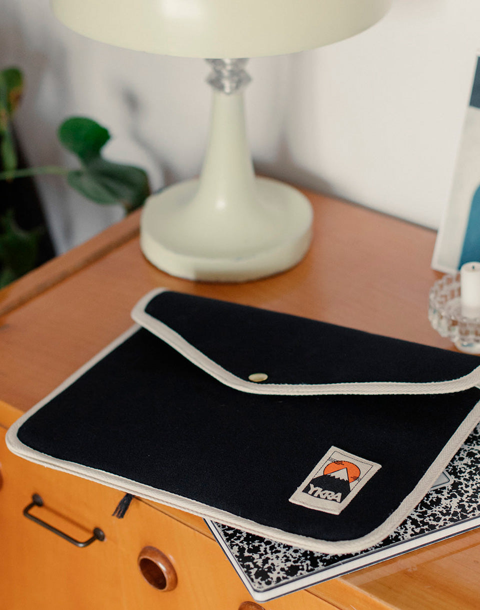 Laptop Case M