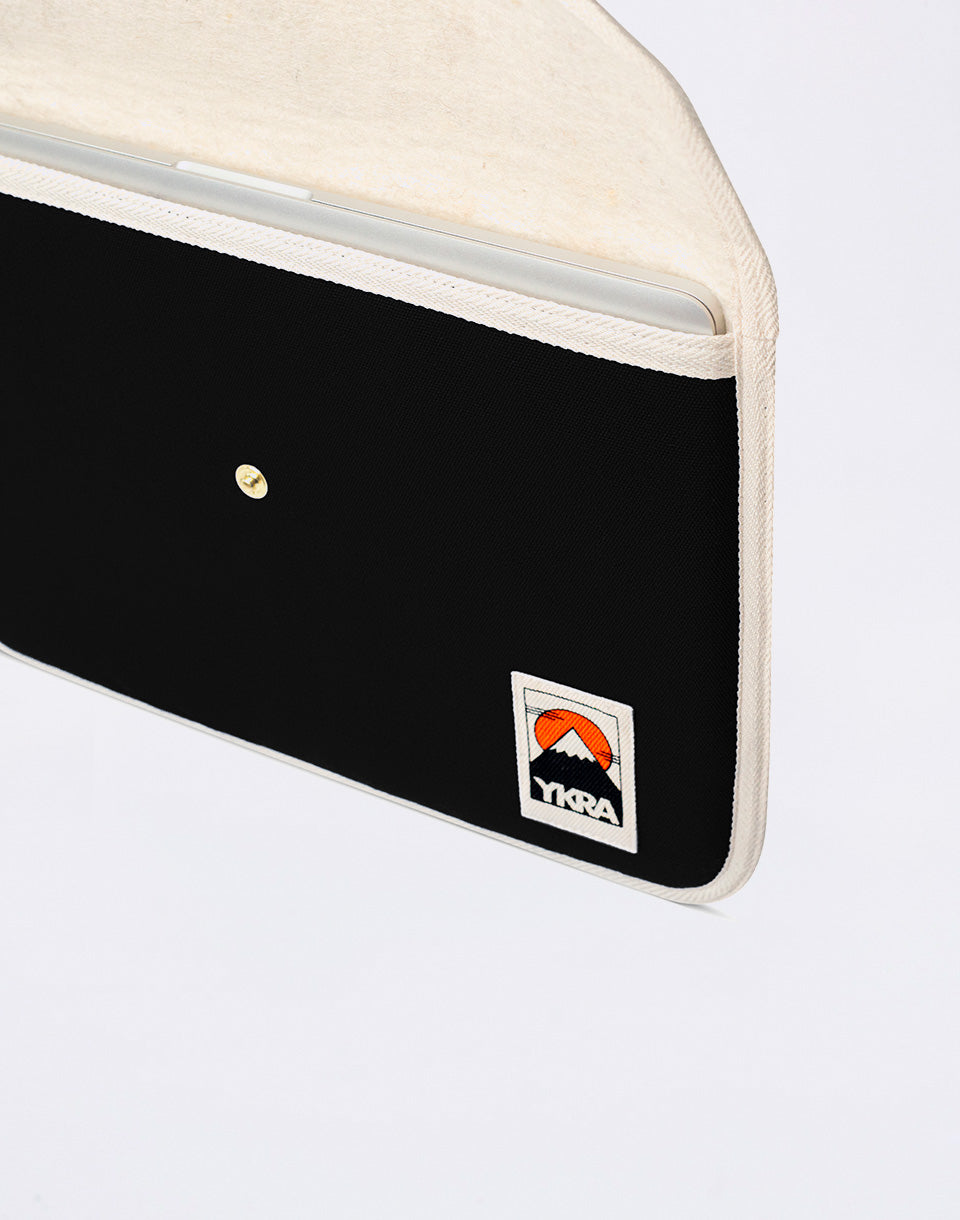 Laptop Case M