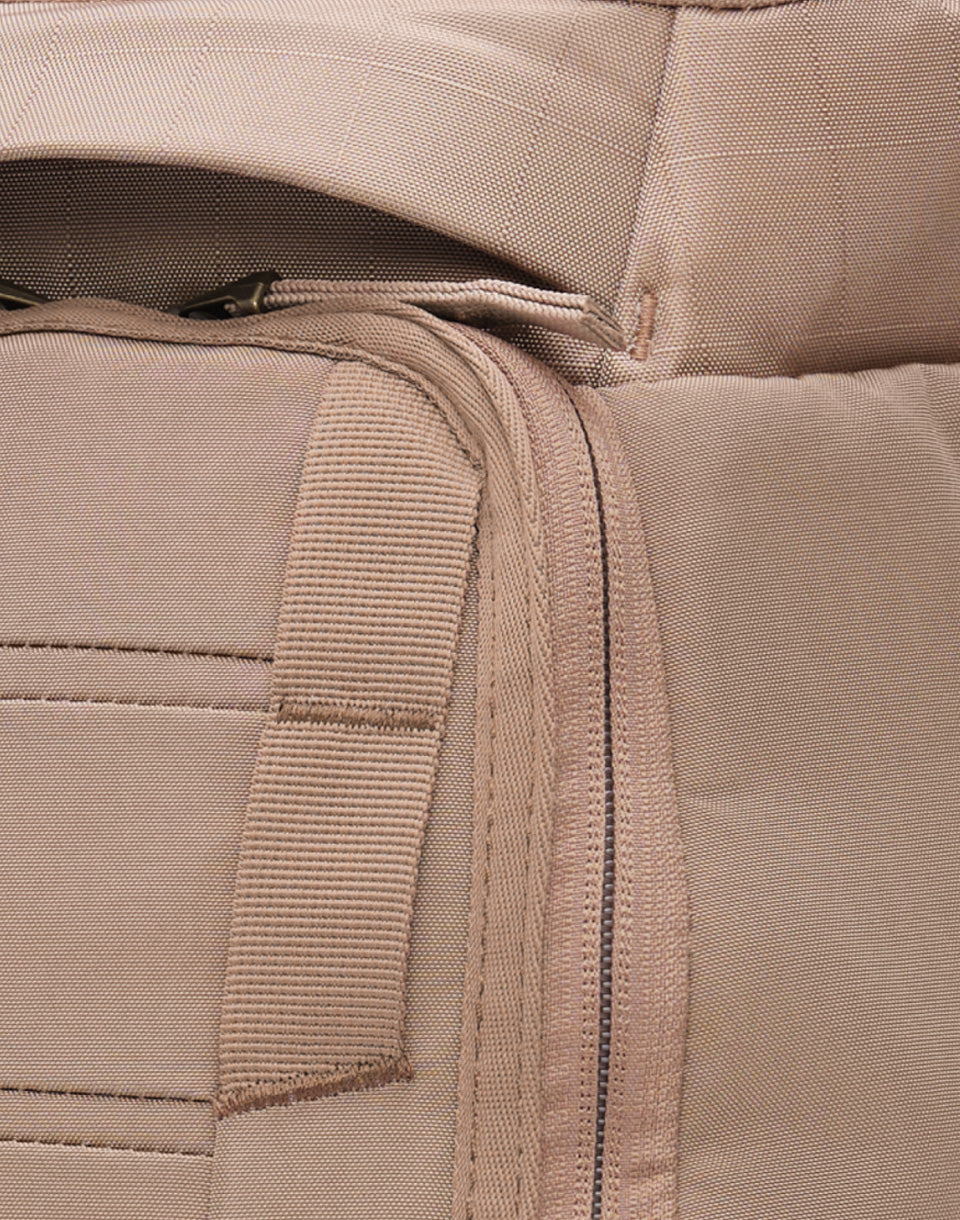Hugger Backpack 20L