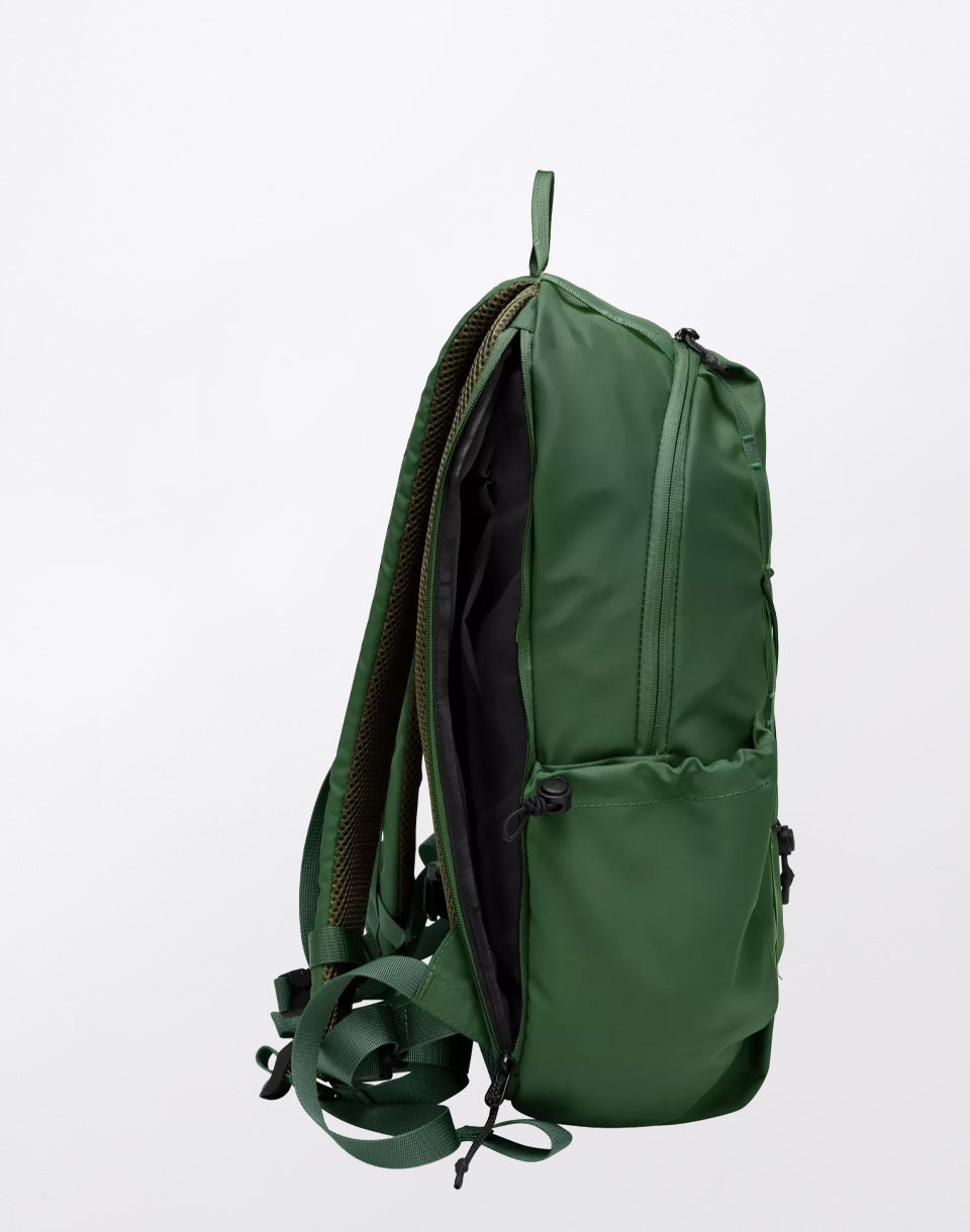 Keswik Zip Top Backpack 22L