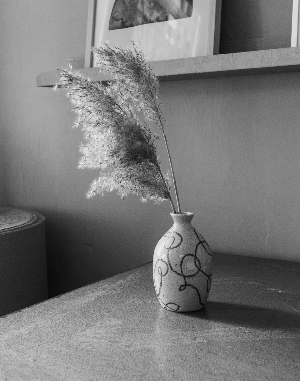 Small Vase Blue Curls