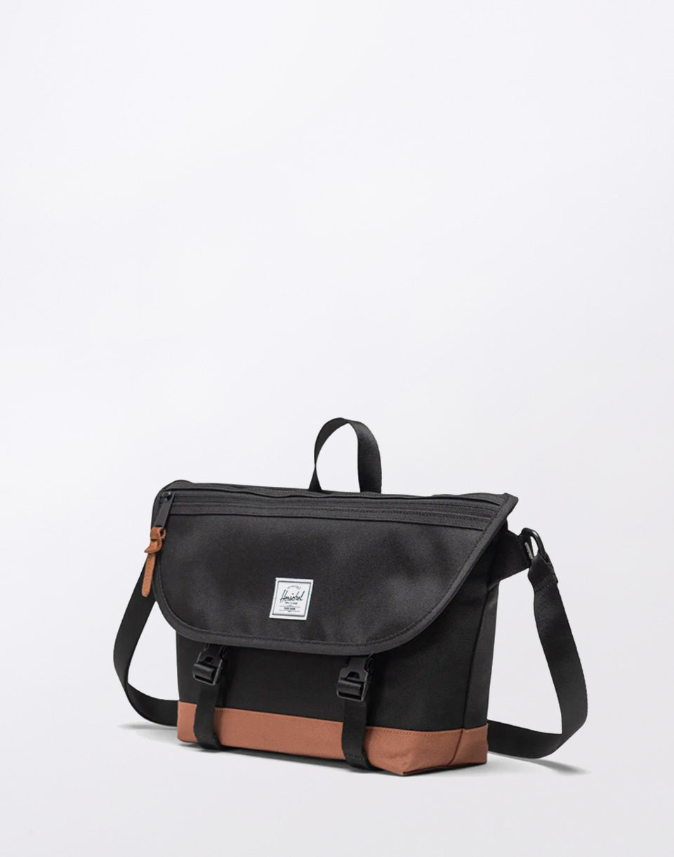 Cove Small Messenger