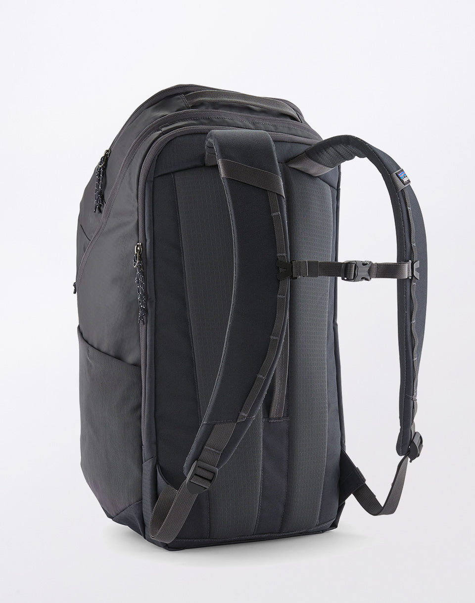 Black Hole Pack 32L