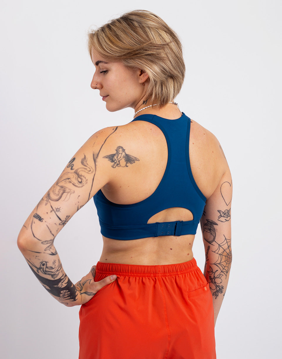 W's Wild Trails Sports beha