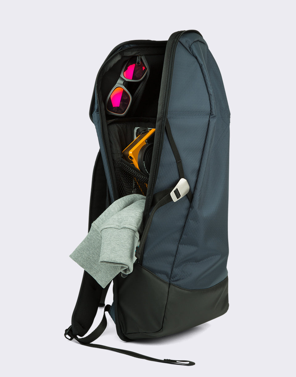 Daypack Proof