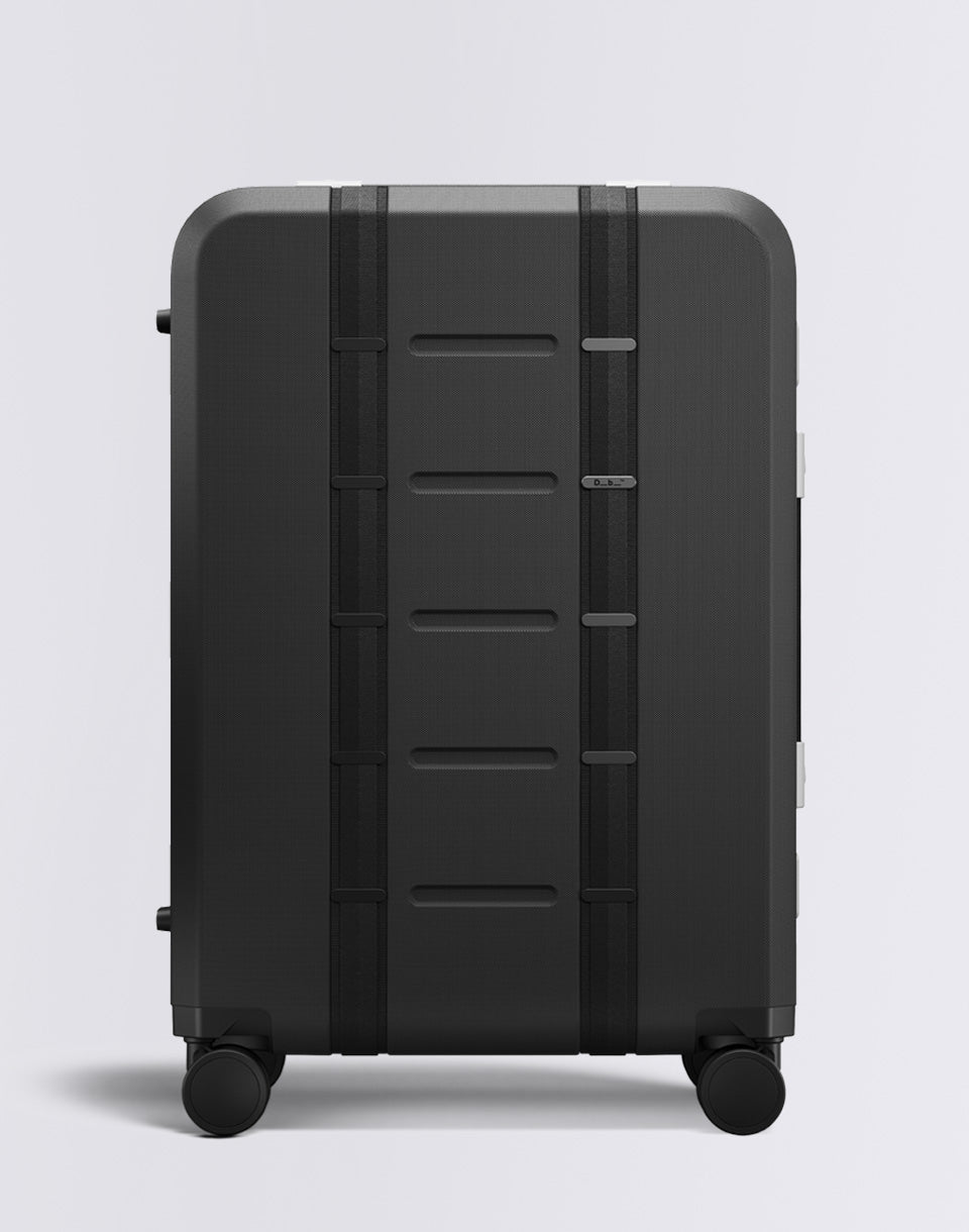 Ramverk Pro Check-in Luggage Medium