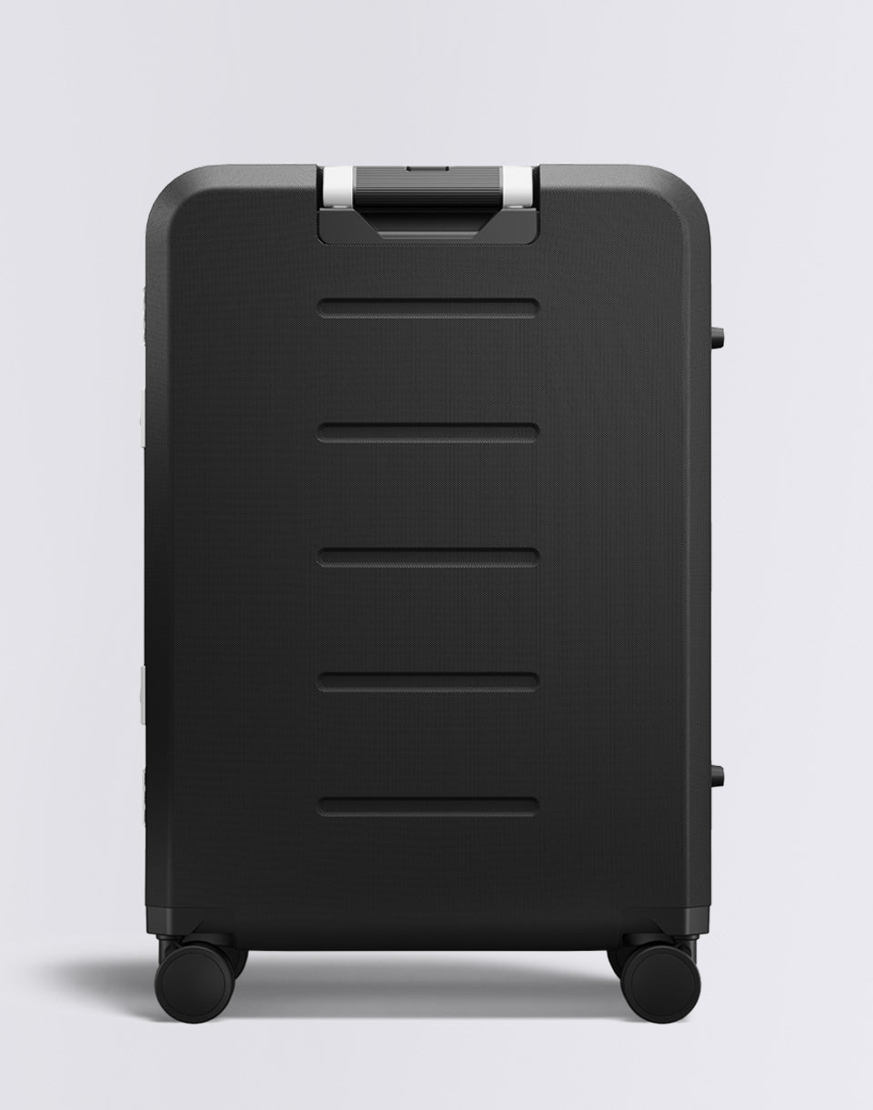 Ramverk Pro Check-in Luggage Medium