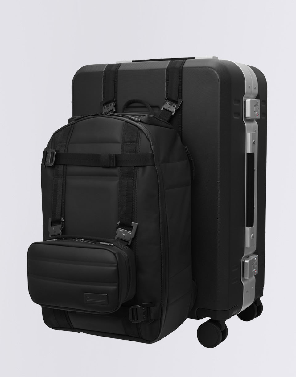 Ramverk Pro Check-in Luggage Medium