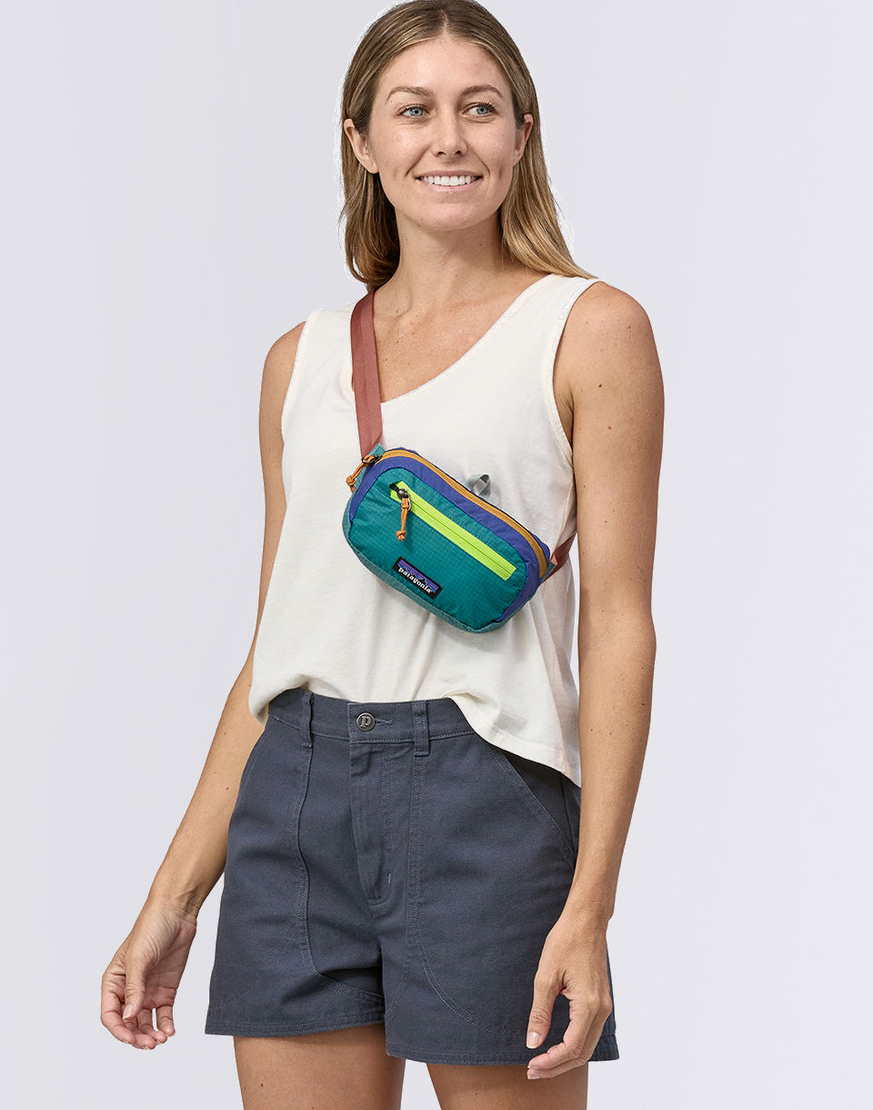 Ultralight Black Hole Mini Hip Pack