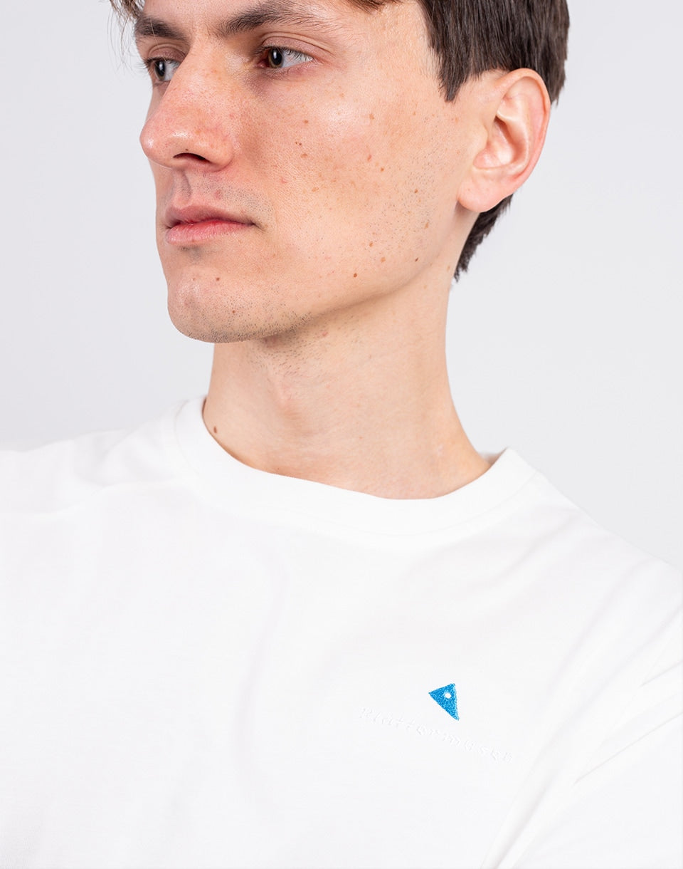 Root -logo ss tee m's