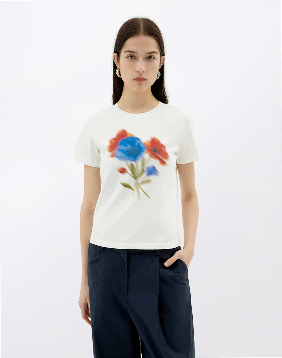 Blurry Flower Ida T-Shirt