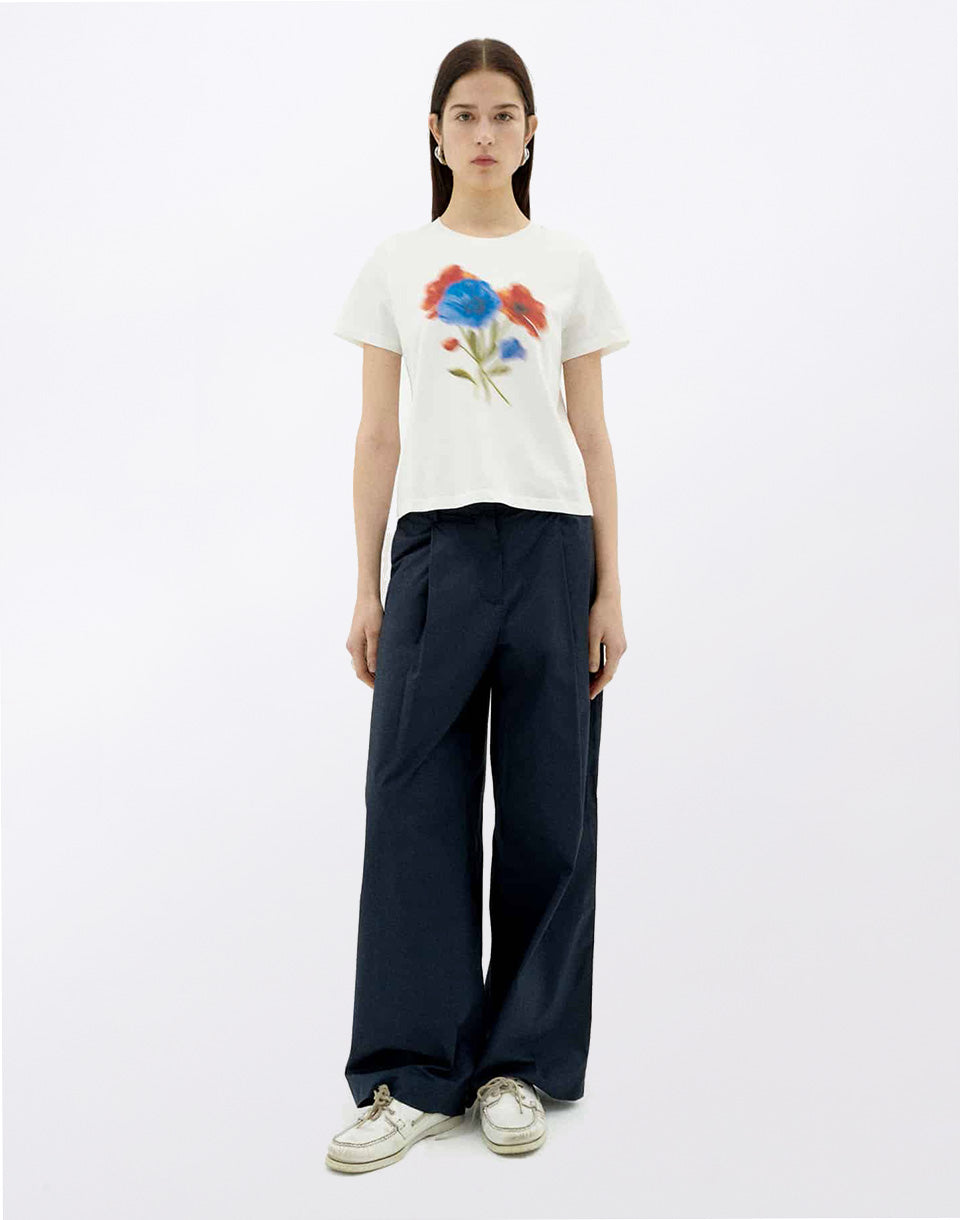 Blurry Flower Ida T-Shirt