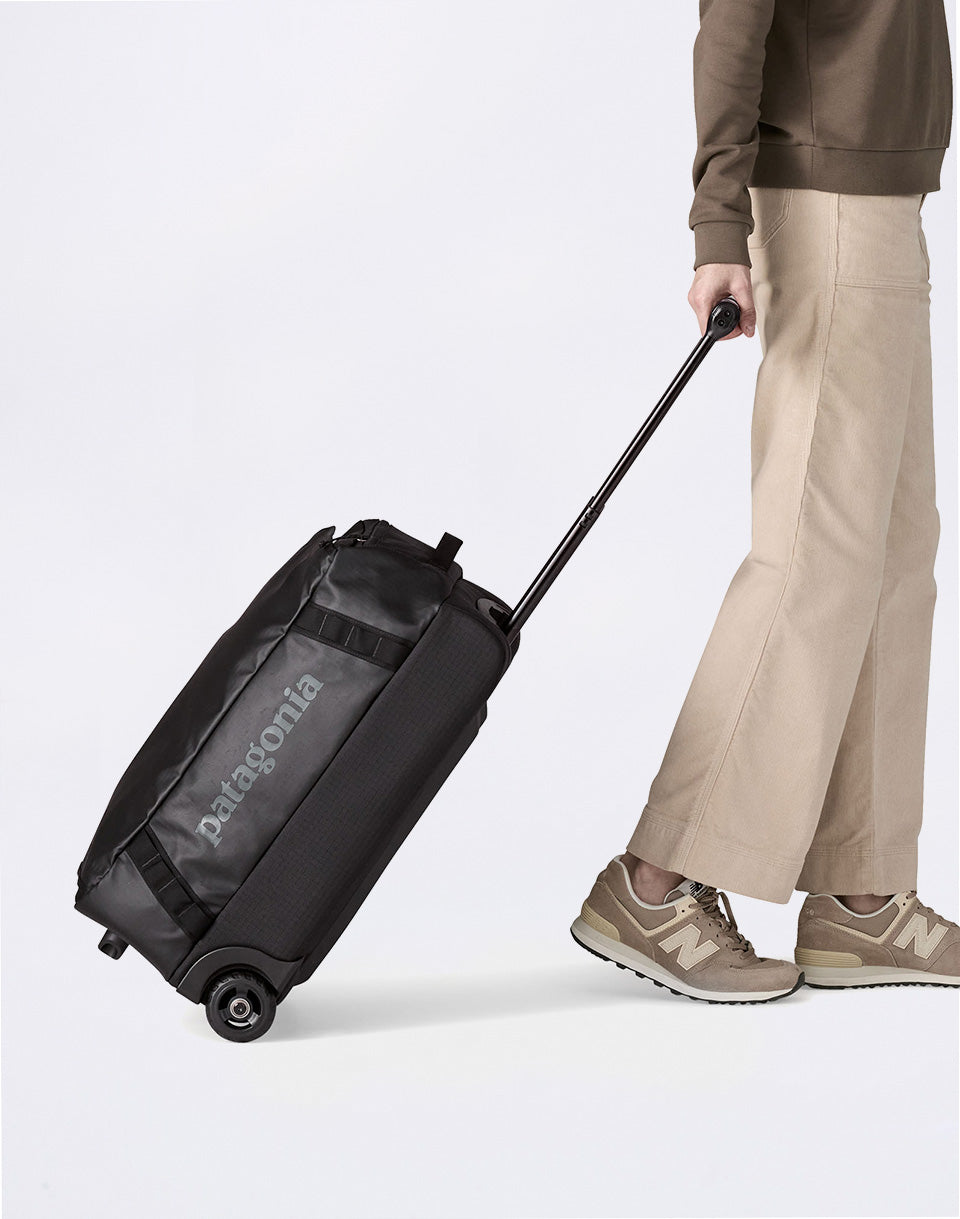 Black Hole Wheeled Duffel 40L