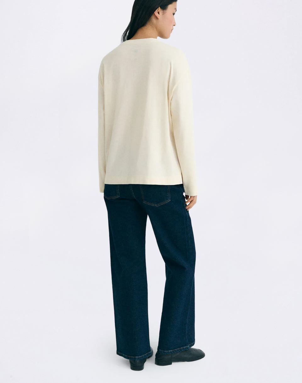 Flower Contrast Emily Tee