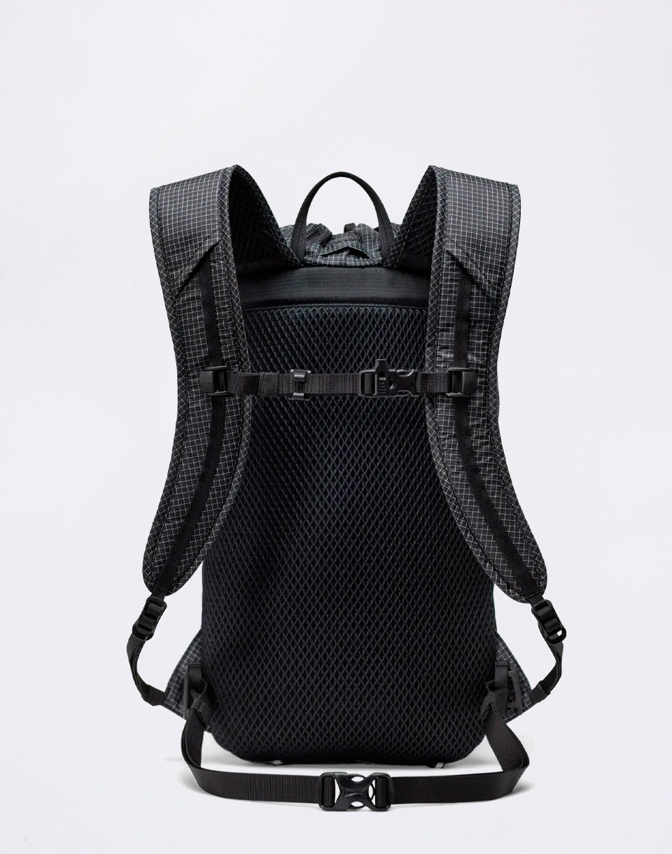 Ultralight Cinch Daypack 14L