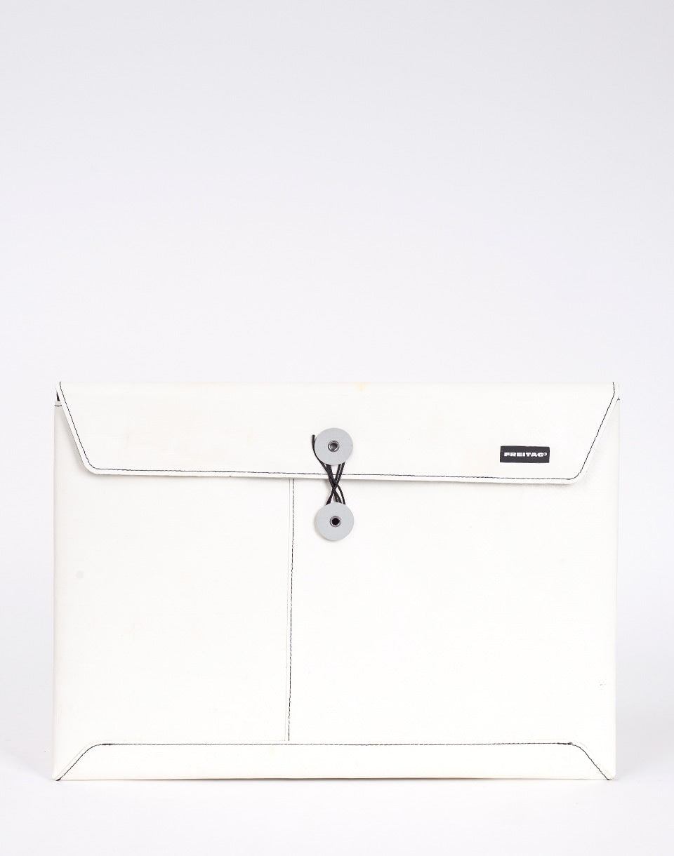 F421 Sleeve for Laptop 15''