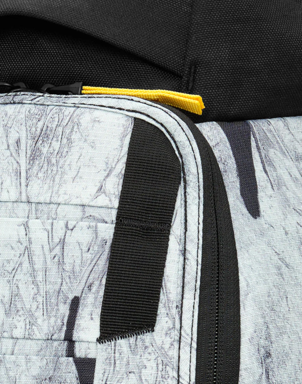 Hugger Backpack 25L