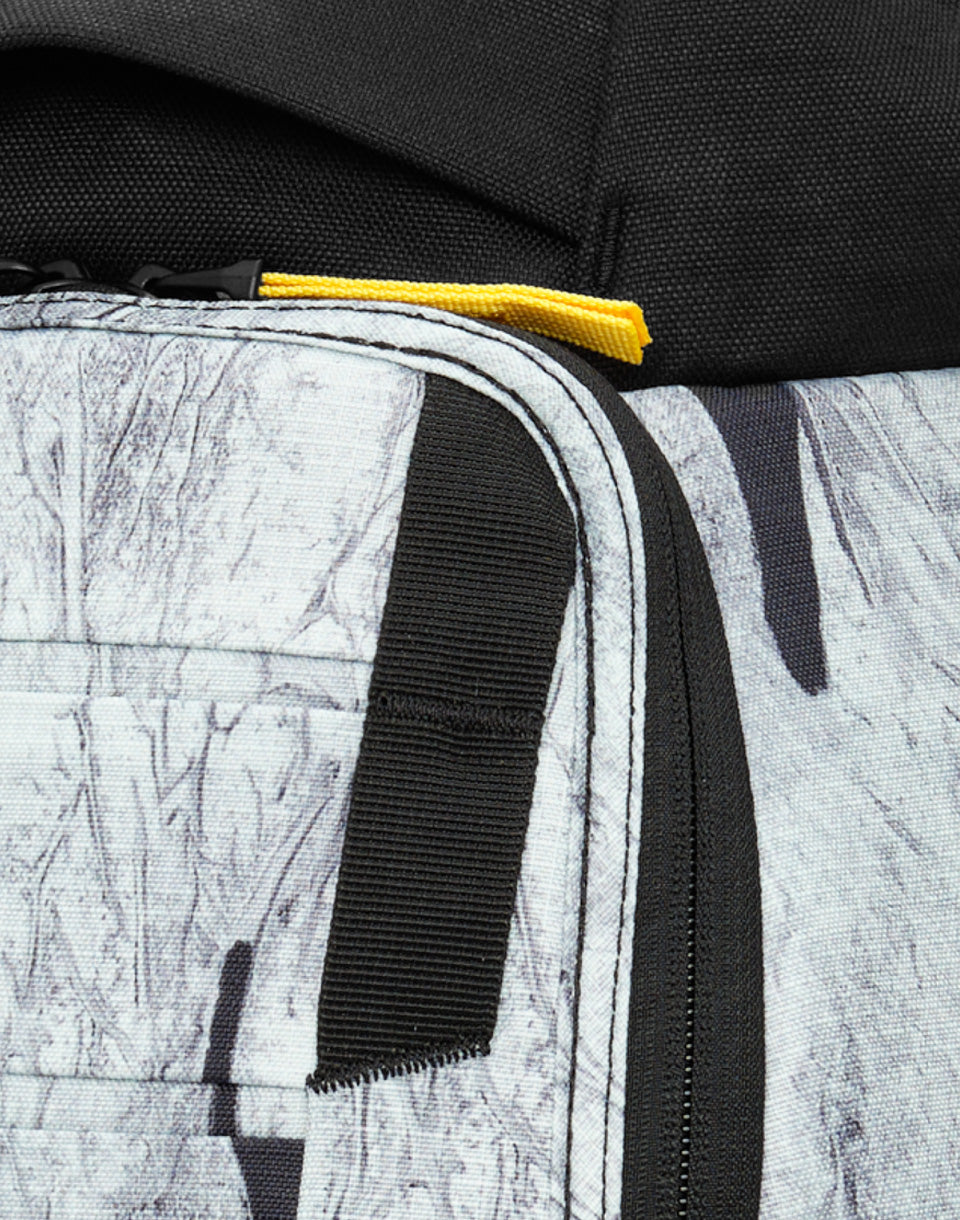 Hugger Backpack 30L