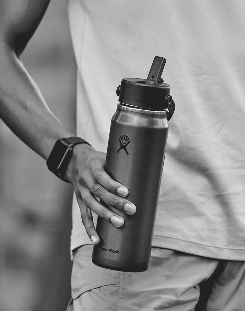 Lightweight Flex Straw Bottle (946 ml)