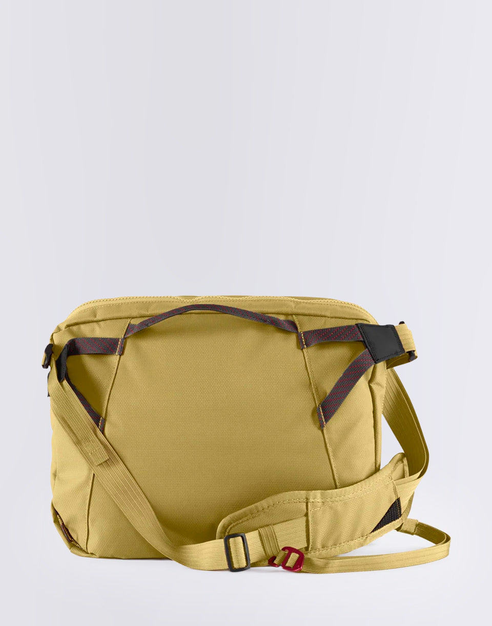 Gaut Messenger Bag