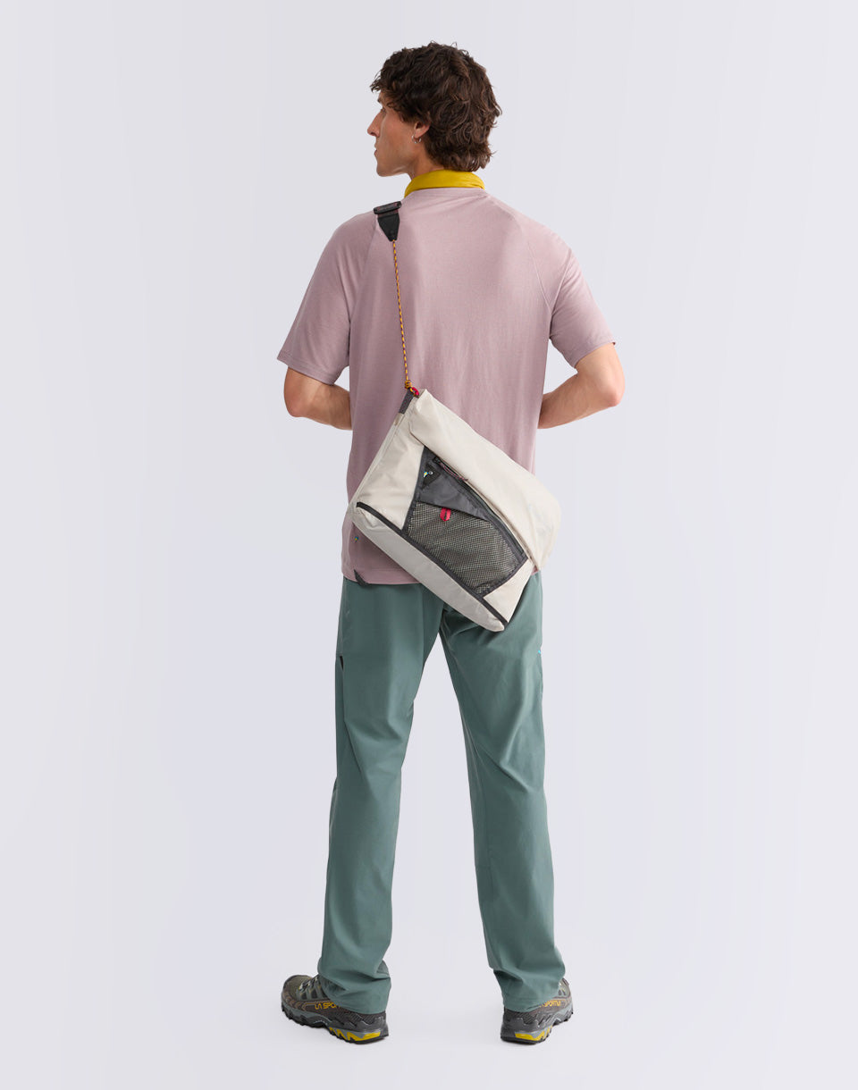 Grid Messenger Bag