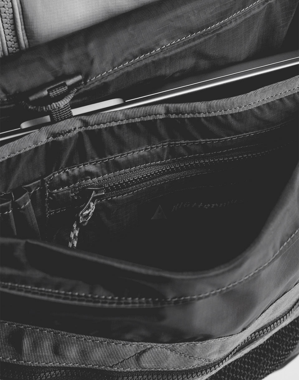 Grid Messenger Bag