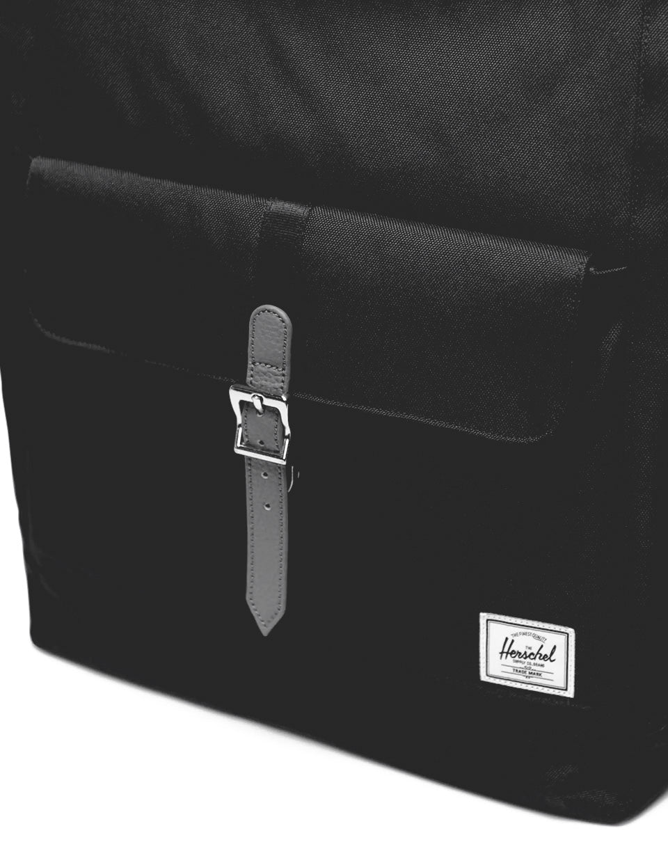 Retreat™ Tote