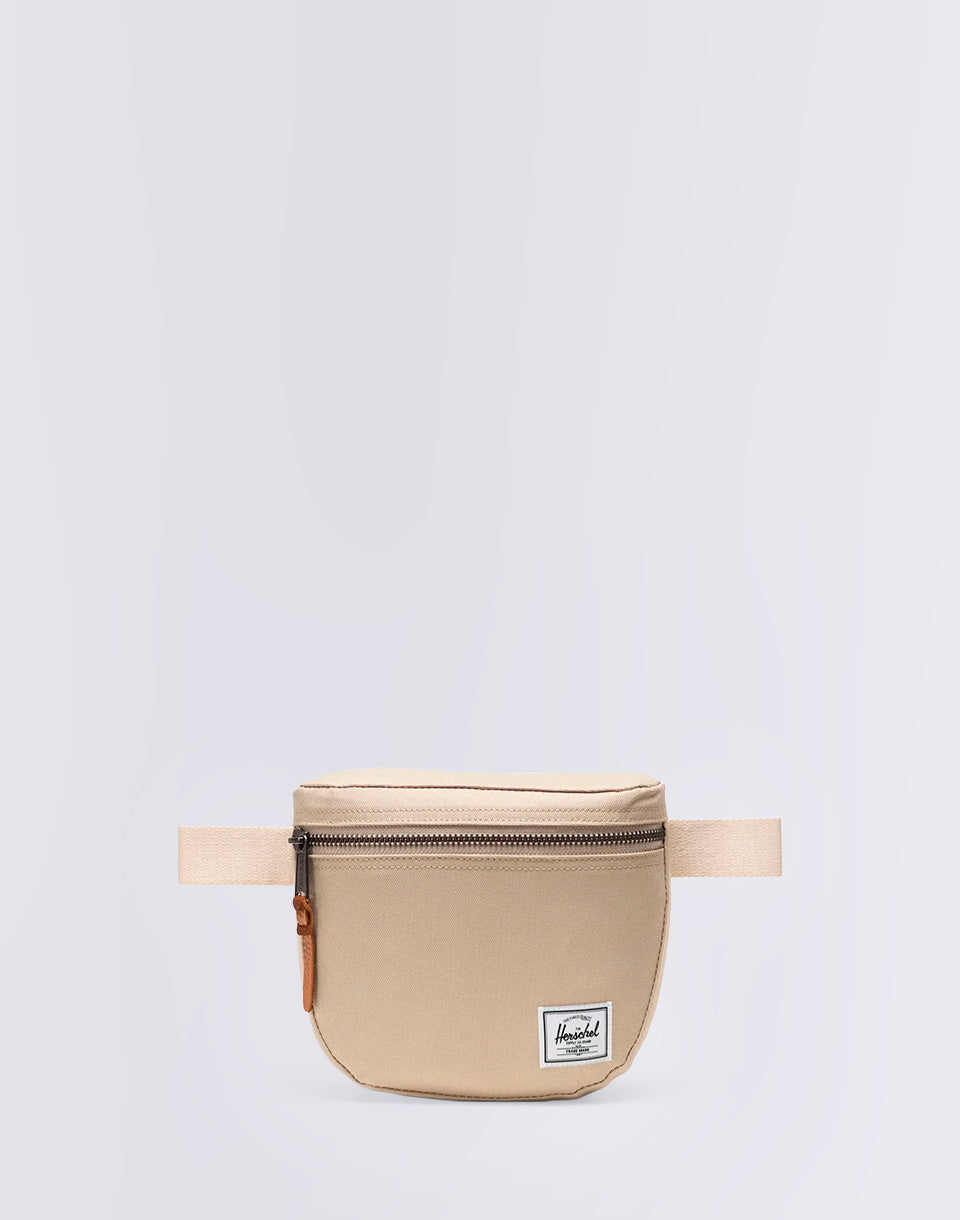 Settlement Hip Pack
