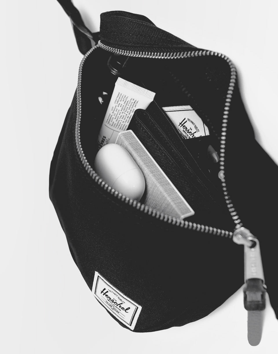 Settlement Hip Pack
