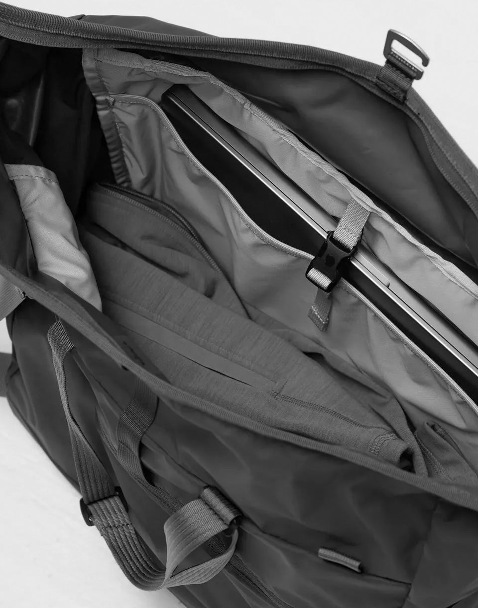 High Coast Tote 30