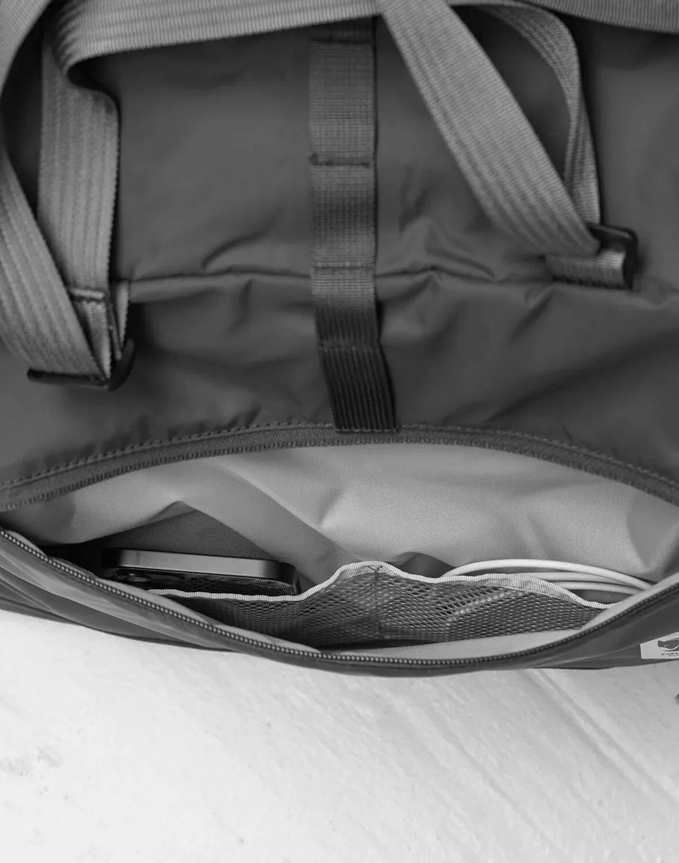 High Coast Tote 30