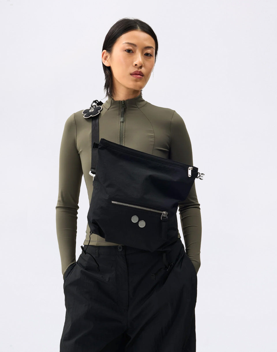 Aksel Flowers For Society