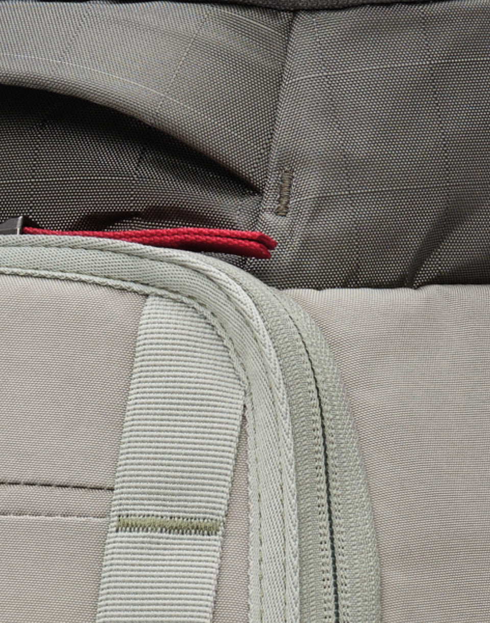 Hugger Backpack 30L