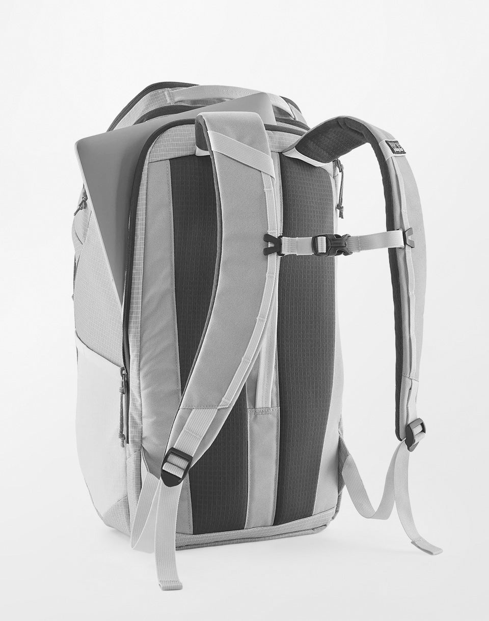 Black Hole Pack 32L
