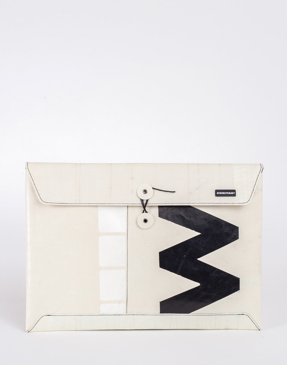 F421 Sleeve for Laptop 15''