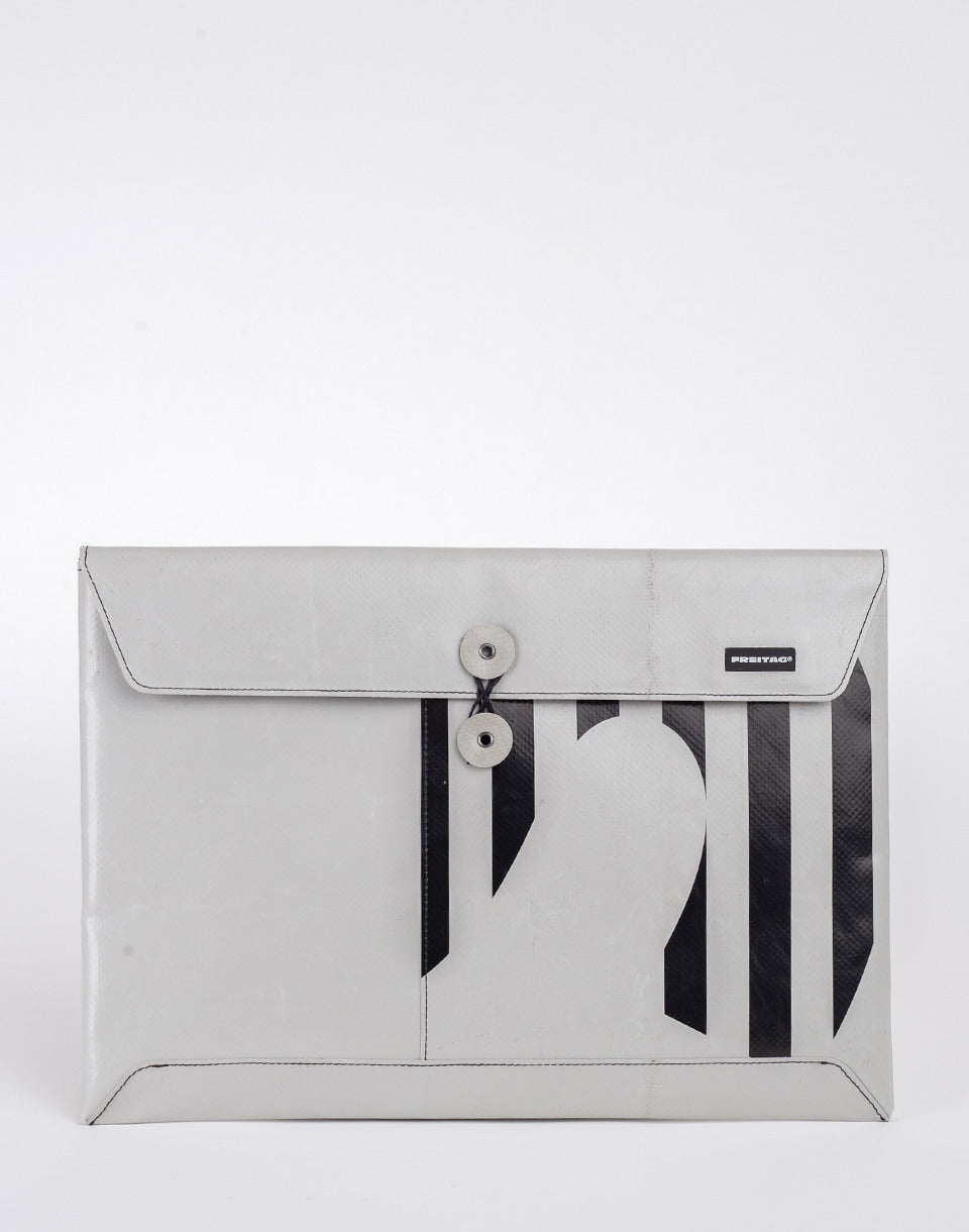 F421 Sleeve for Laptop 15''