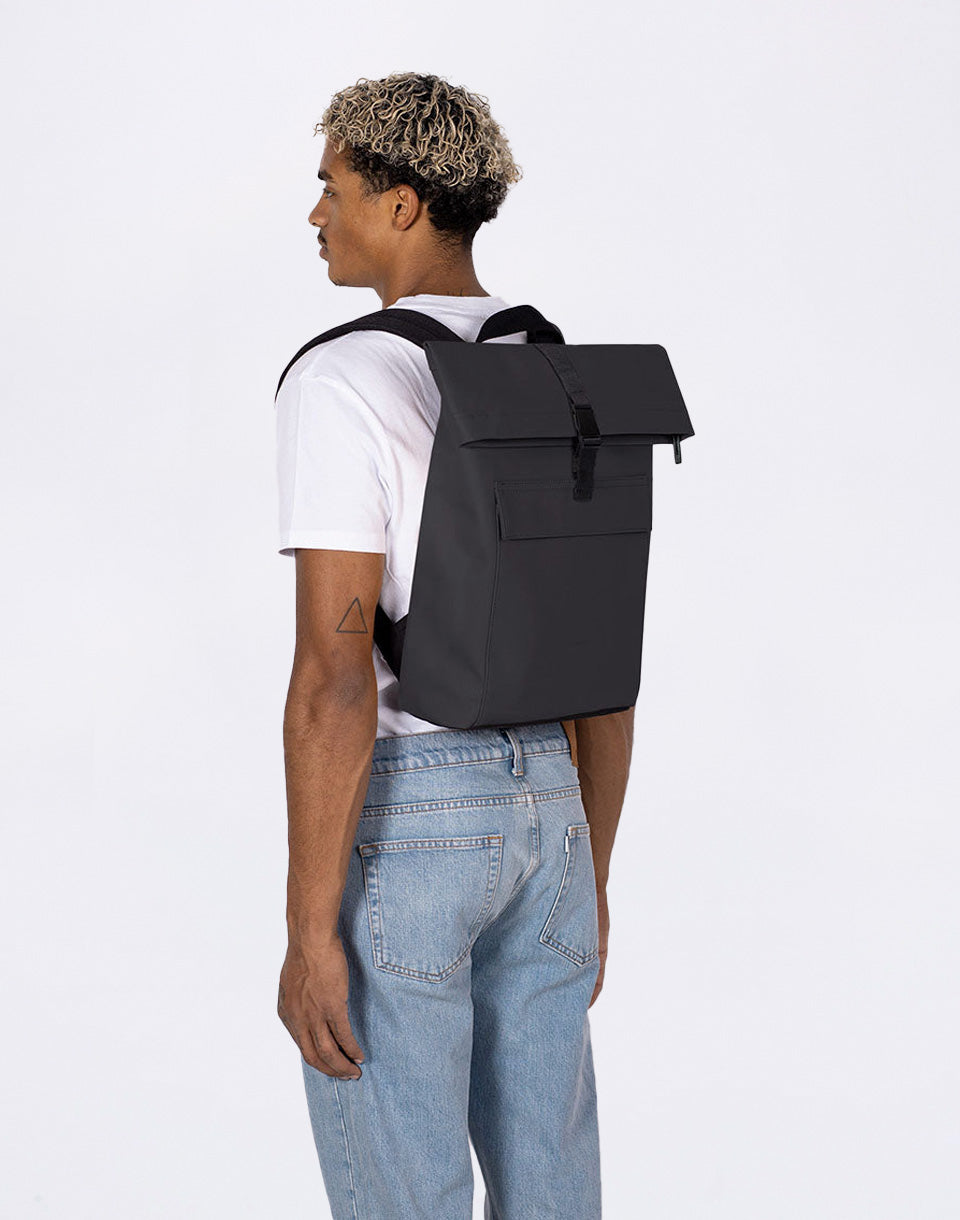 Jannik Mini
