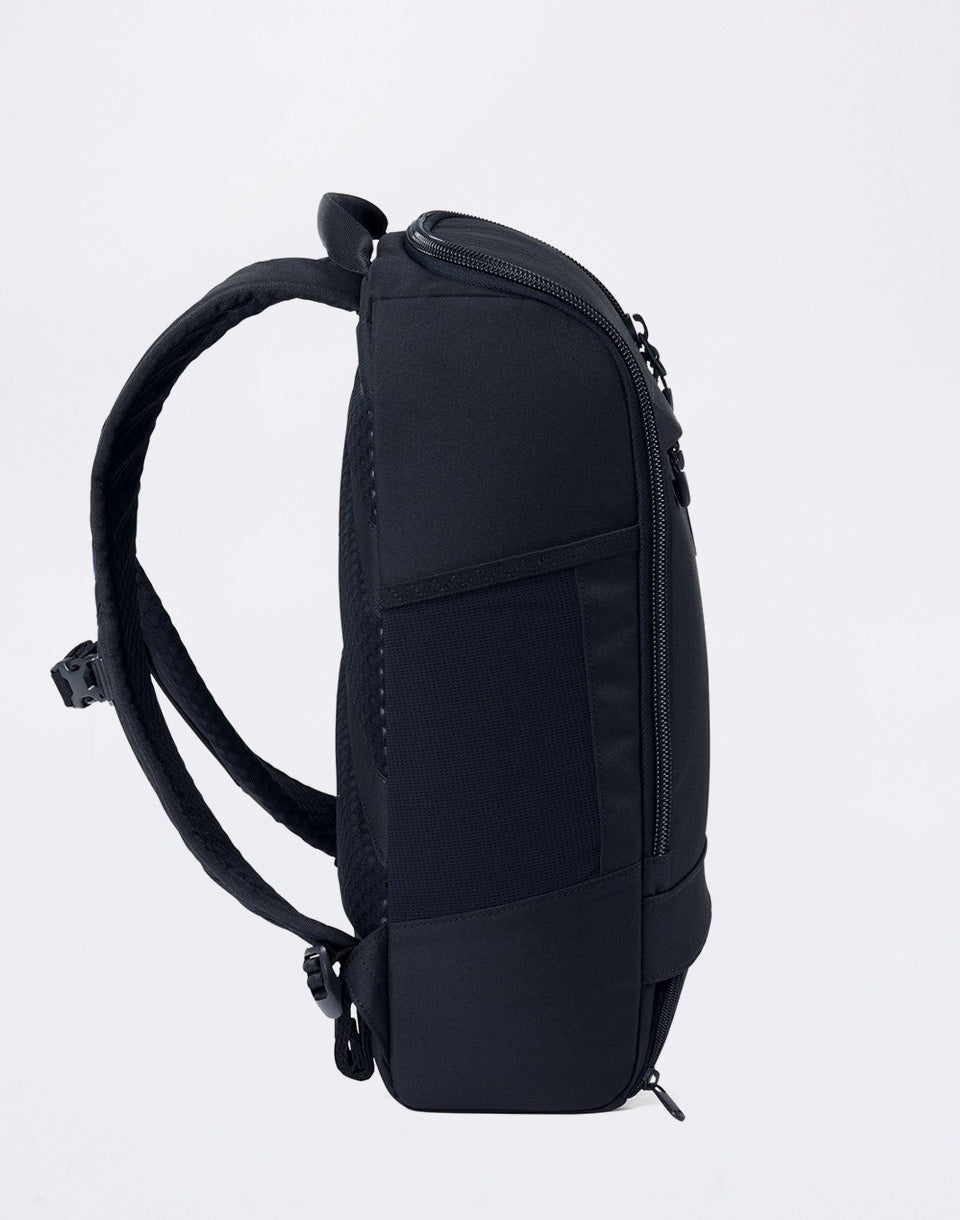 Cubik Medium
