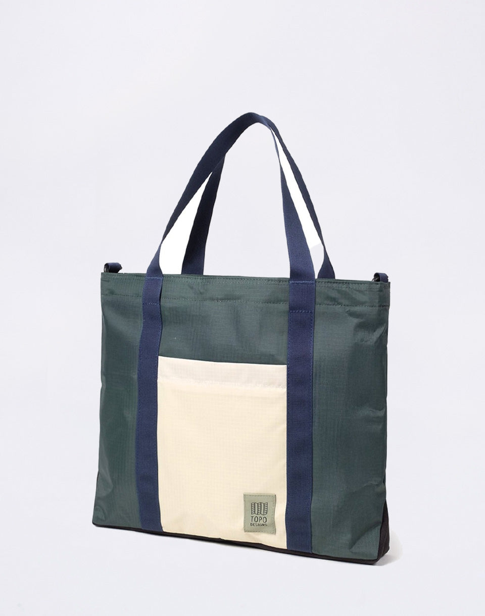 Mountain Essential Tote
