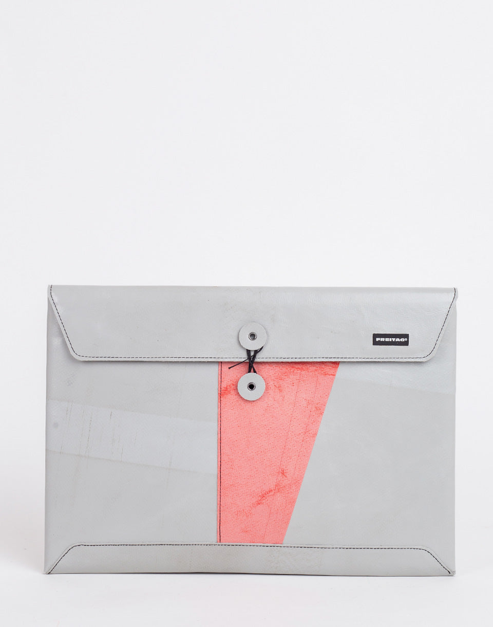 F421 Sleeve for Laptop 15''