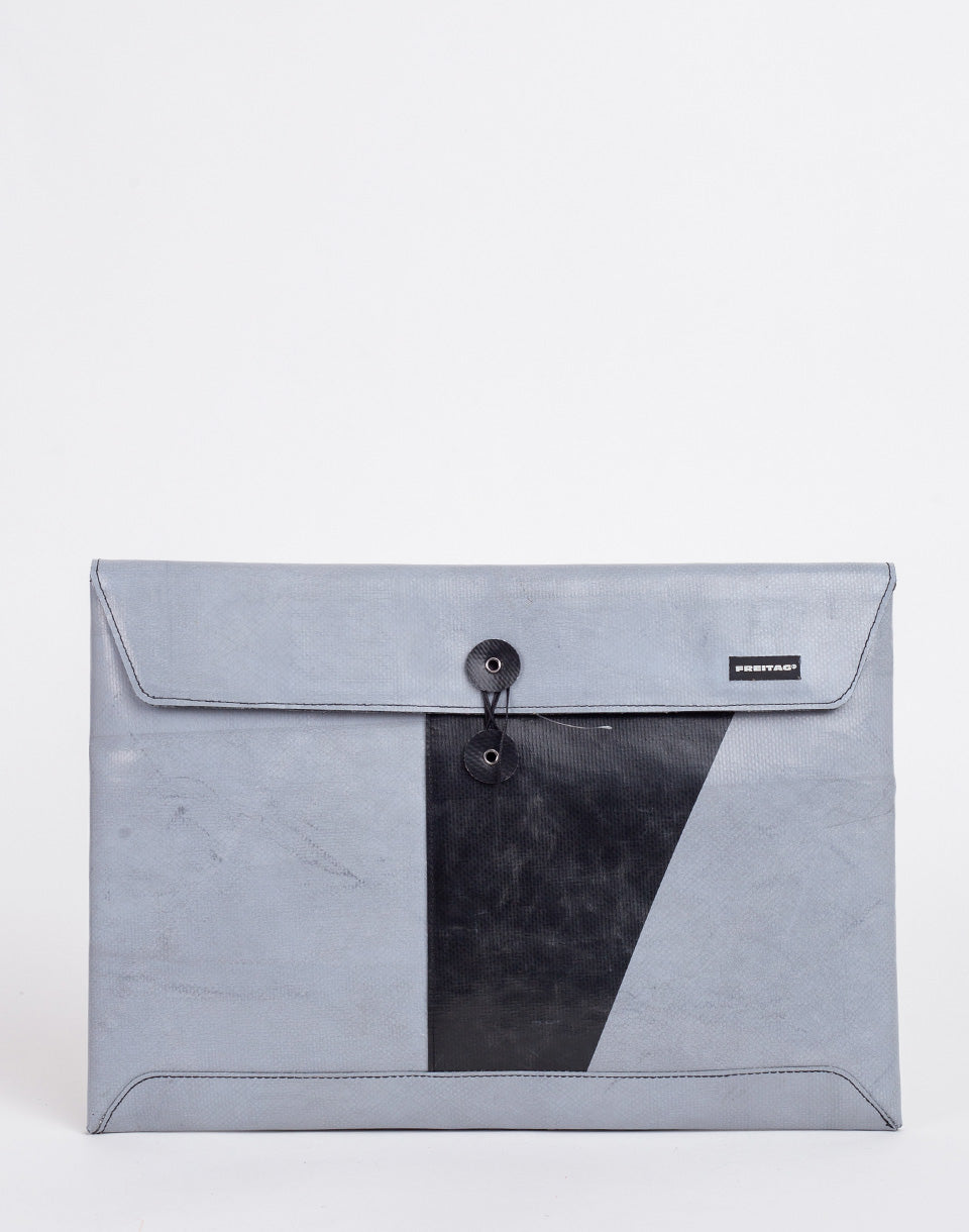 F421 Sleeve for Laptop 15''