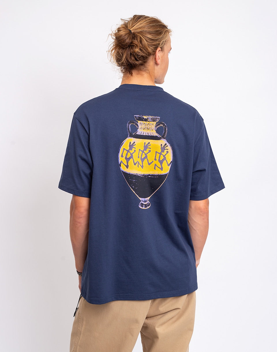 Vase Tee