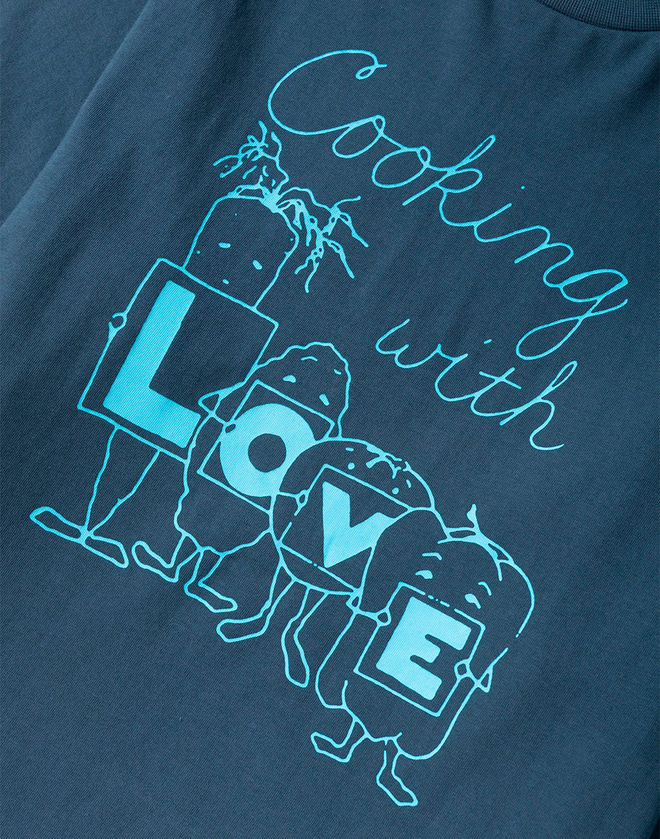 L O V E Long Sleeve Tee