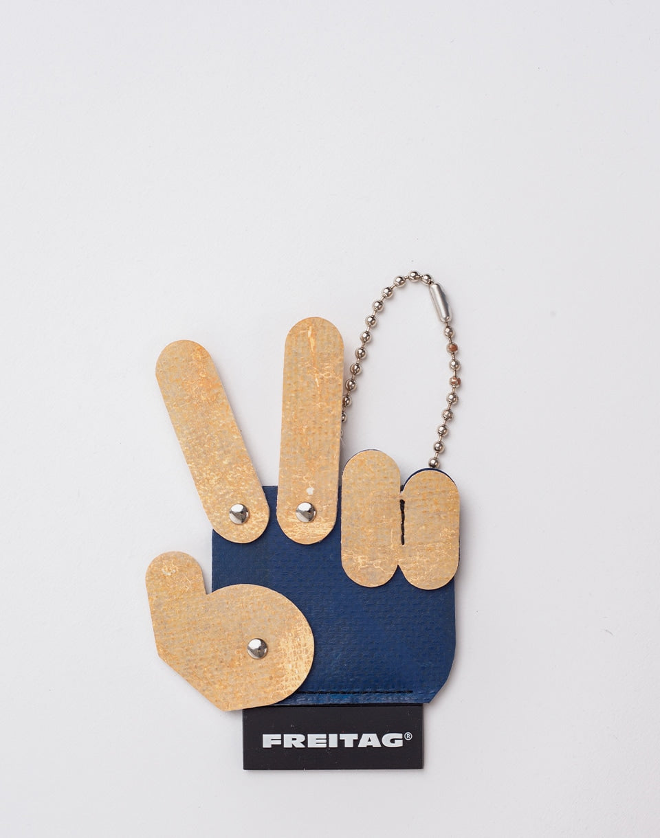 F217 Hand