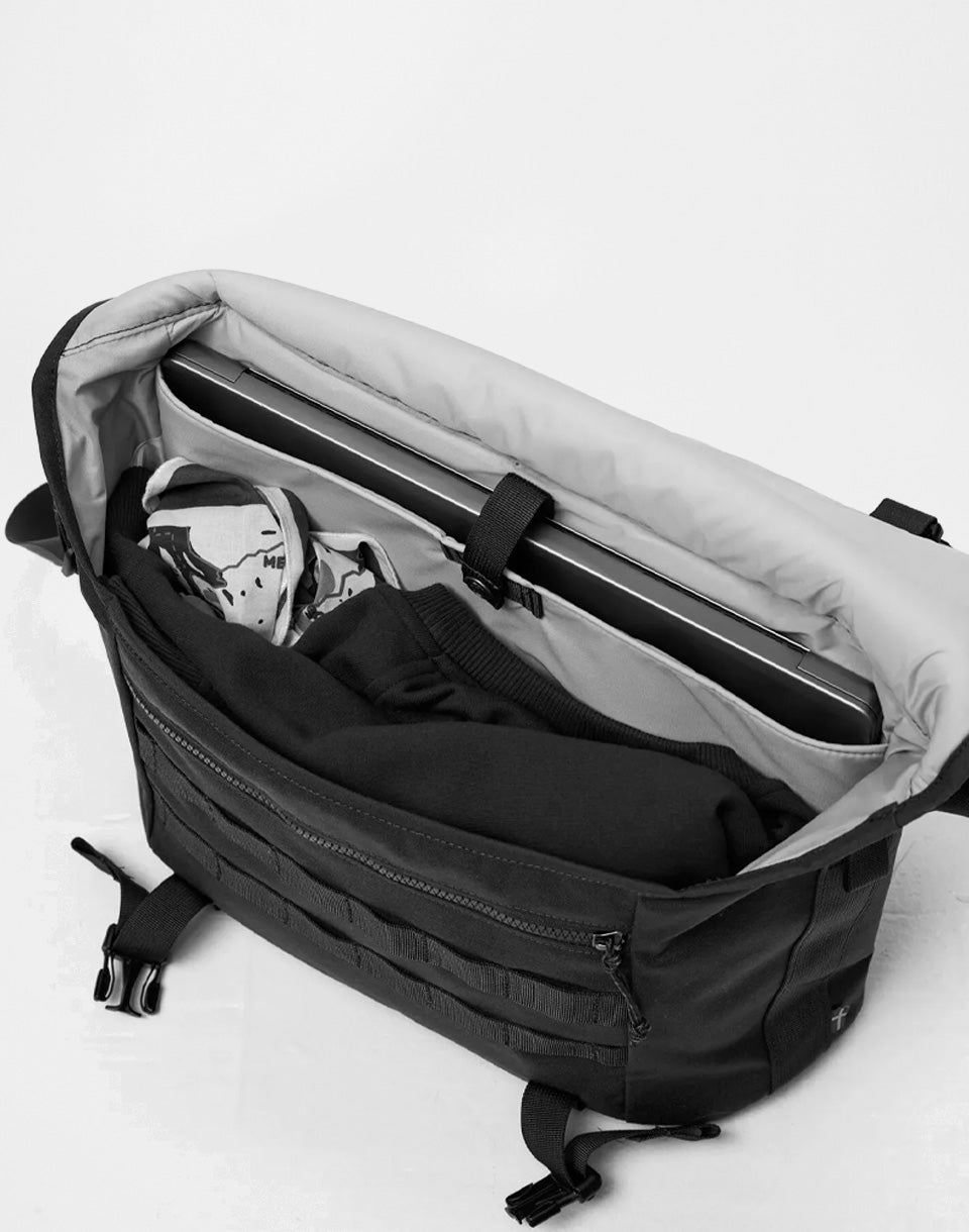 Vardag Shoulder Bag 12