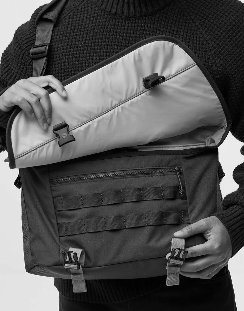 Vardag Shoulder Bag 12