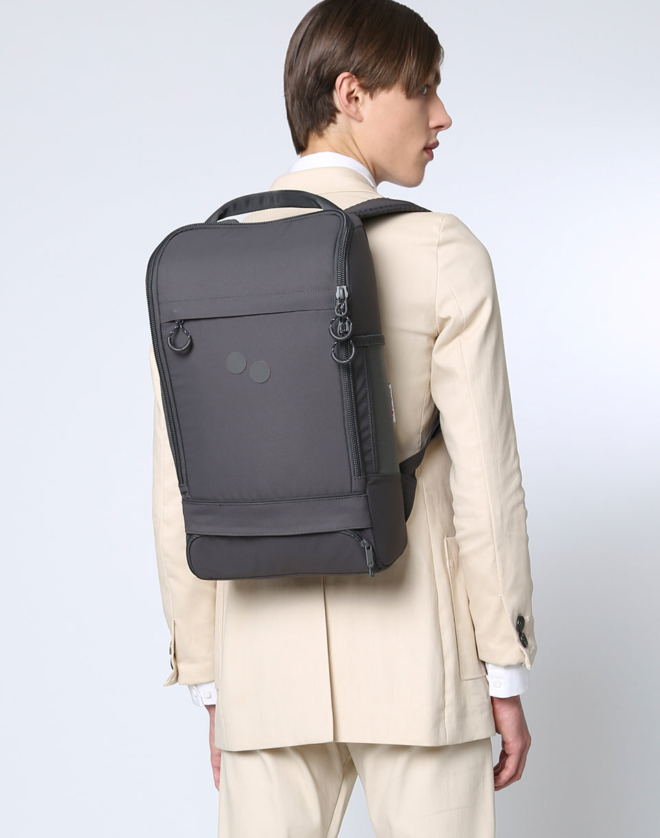 Cubik Medium