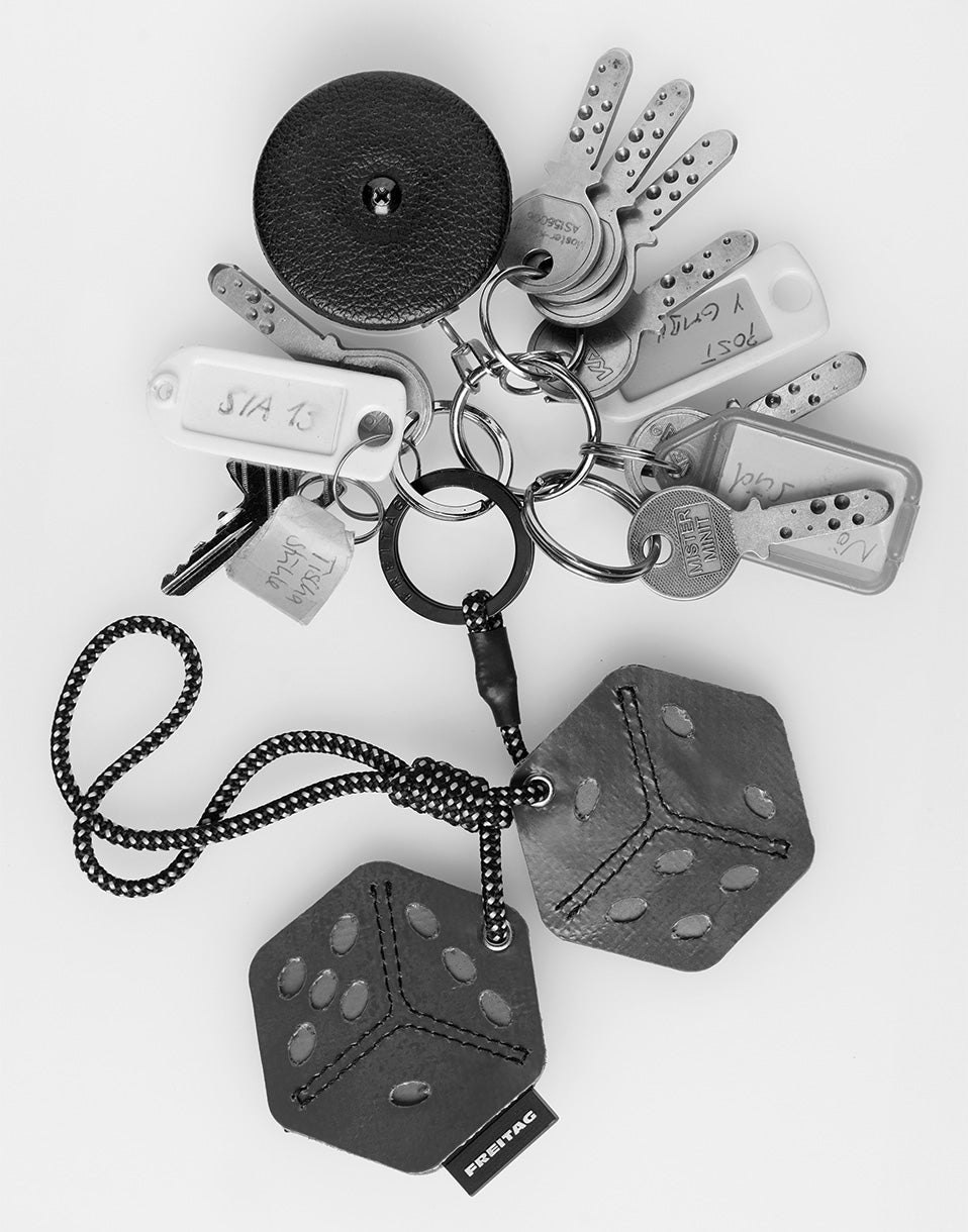 F211 Dice